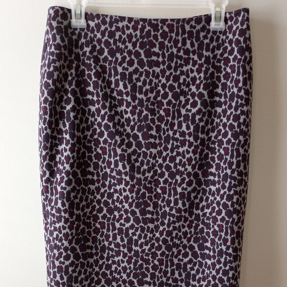 'TALBOTS' NWOT Pencil Skirt Size 6 Lined Cheetah Grey/Eggplant/Burgundy - Picture 1 of 9